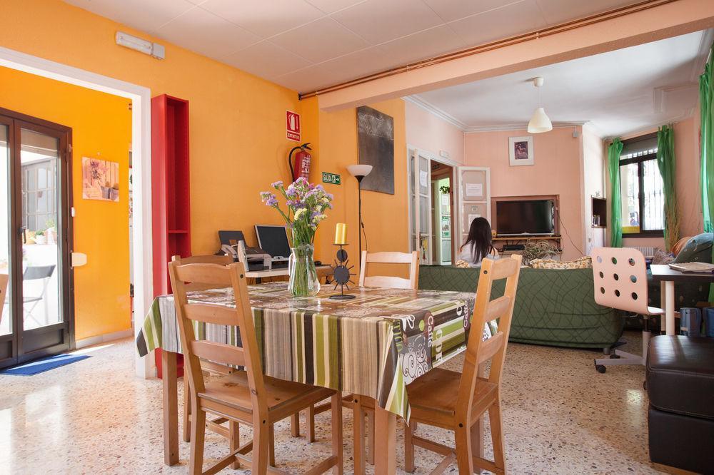 Barcelona Nice & Cozy Residencia De Estudiantes Zewnętrze zdjęcie